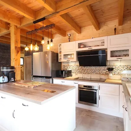 Splendide 5 Avec Terrasse, Garage Et Wifi Au Mont-dore - Fr-1-608-188 *